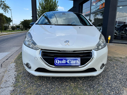 Peugeot 208 1.6 Feline