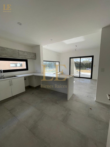 Casa A La Venta En Ceibos - Puertos Del Lago -