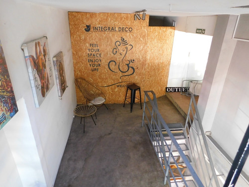 Excelente Local Total 440 M2 Aprox Alquiler Villa Mitre!