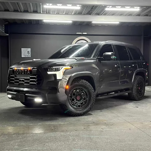 Toyota Sequoia 3.5 V6 Trd Pro