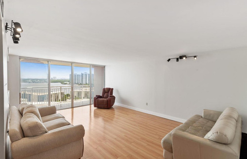 Venta Departamento 3 Dormitorios, Aventura, Florida