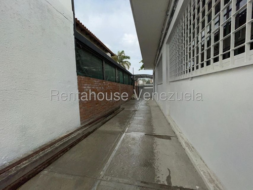 Casa En Alquiler - Mls #25-21500