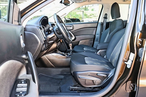 Fiat Toro 1.8 16v Evo Freedom 2017