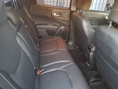 Fiat Toro 1.8 170 E-torq Evo Freedom At6