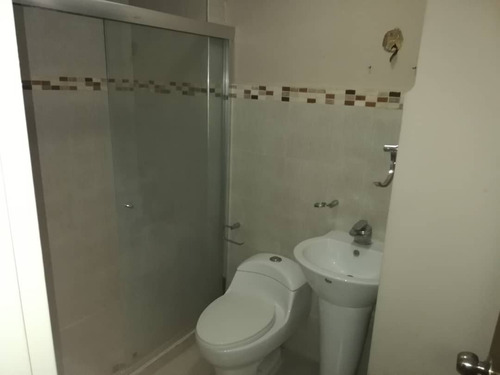 Imagen 3 de 13 de H.a Apartamento En Venta El Doral Country El Rincón 58 M²