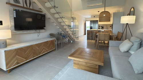 Stunning Ph 3 Bedroom, New Construction-cocotal Community