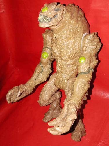 Figura De Max Steel Elementor Tierra (Usado)