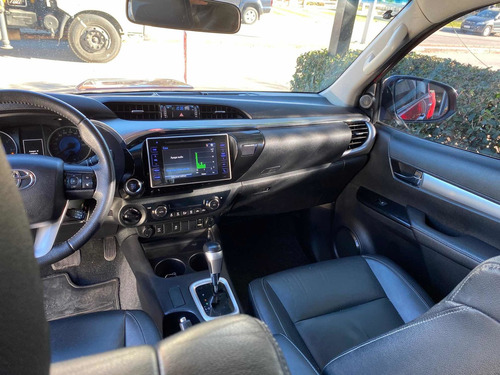 Toyota Hilux 3.0 Cd Srv Limited Tdi 171cv 4x4 5at 2016