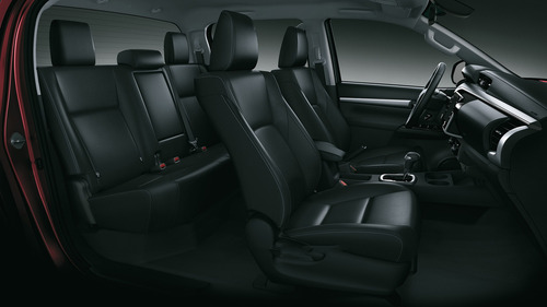 Toyota Hilux 4x4 D/c Srv 2.8 Tdi 6 M/t 2021