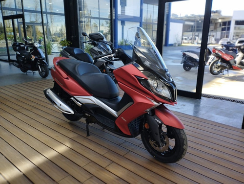 Imagen 6 de 20 de Kymco Downtown 350 Abs En Kawasaki Jack En 12 O 18 Cuotas