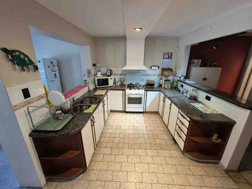 Se Vende Hermosa Casa En Arguello - 4 Dormitorios!