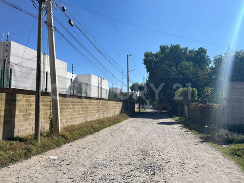 Terreno En Privada En La Colonia La Carcaña