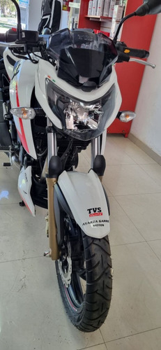 Imagen 1 de 15 de Tvs Rtr 200