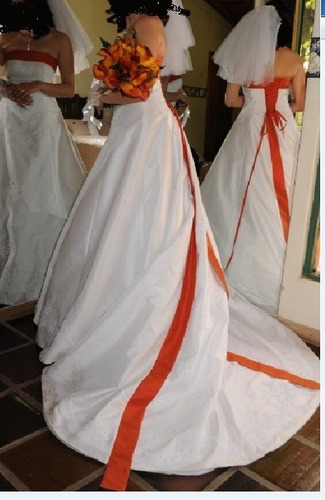 Vestido De Novia De Diseñadora Tela De Alta  Calidad