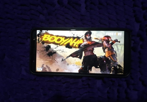 Celular Samsung Galaxy J8 Usado