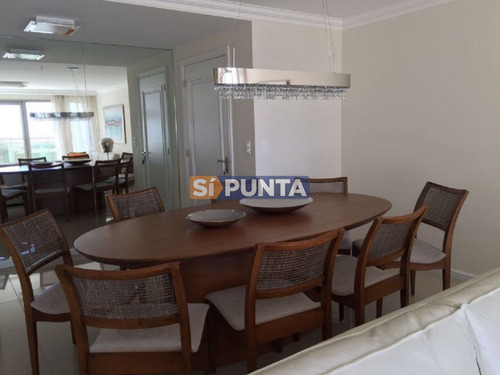Imagen 4 de 11 de Apartamento En Venta - Brava