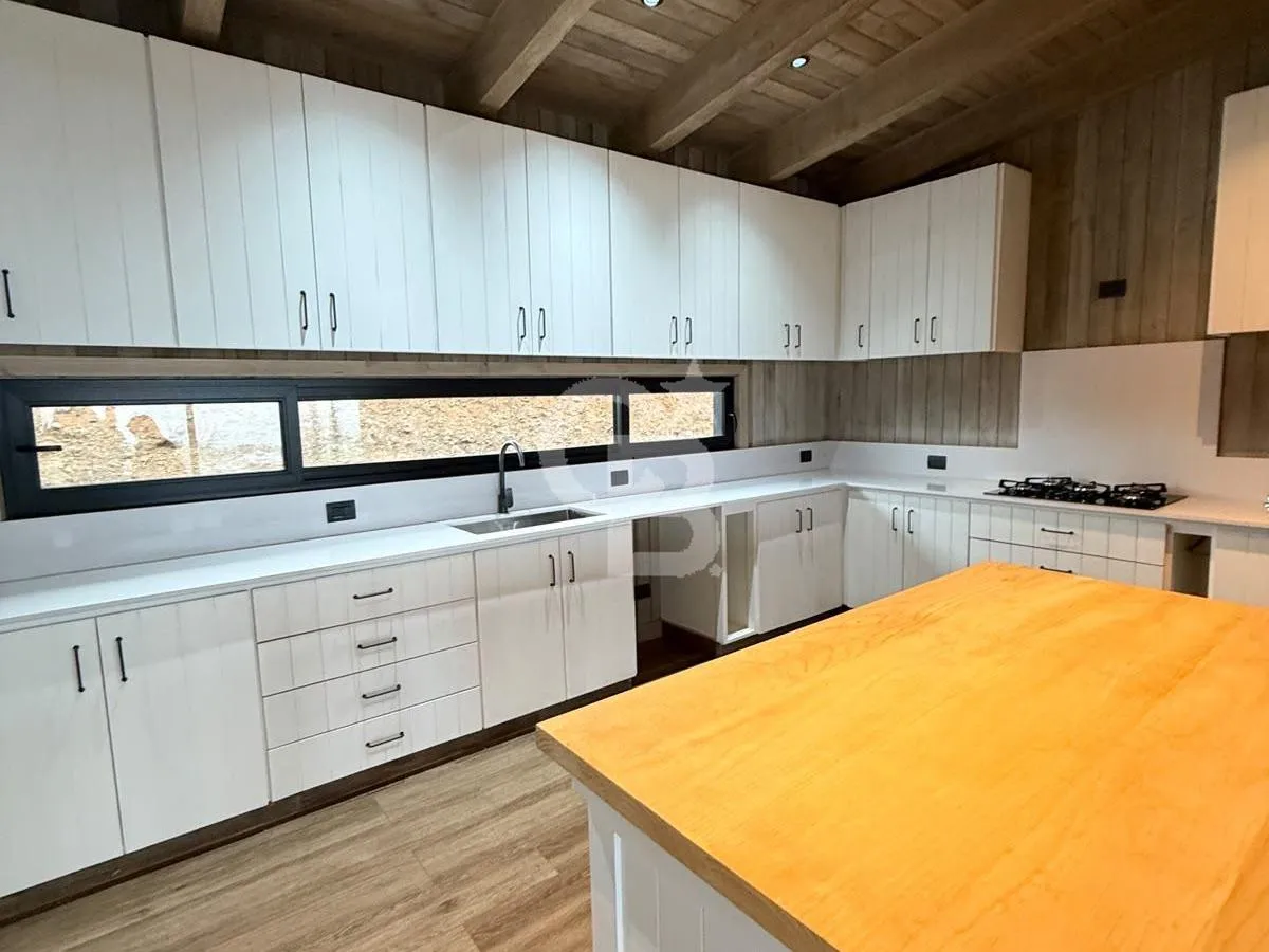 Imagen 5 de 20 de Casa Nueva Con Vista Al Lago Ranco