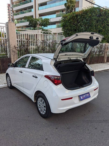 Imagem 4 de 14 de Hyundai Hb20 1.0 Unique 12v Flex 4p Manual