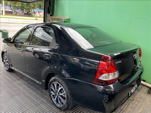 Toyota Etios Sedan Platinum 1.5 Flex Automático - Unico Dono