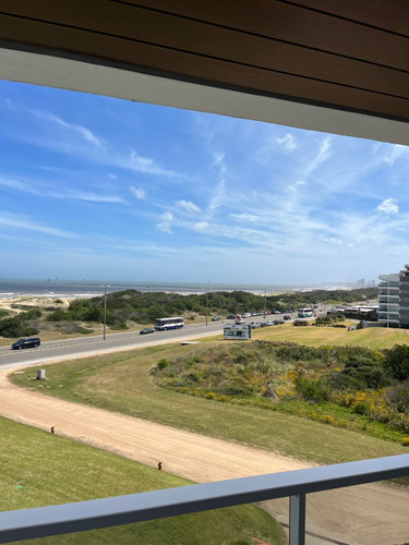 Espectacular Penthouse Frente Al Mar En Playa Brava, Punta Del Este