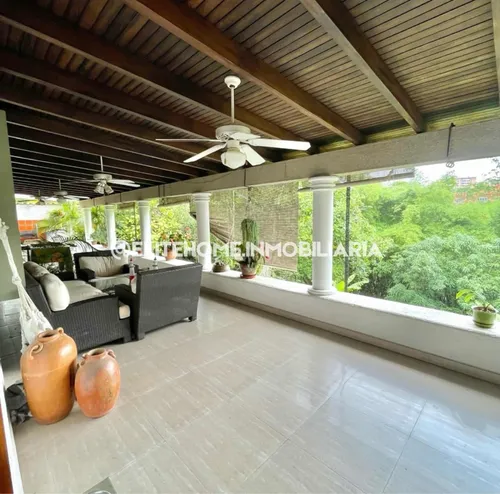 Casa En Venta En La Lagunita