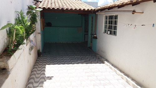 Imagem 1 de 8 de Casa À Venda, 2 Quartos, 2 Vagas, Santa Rosa - Divinópolis/mg - 25936