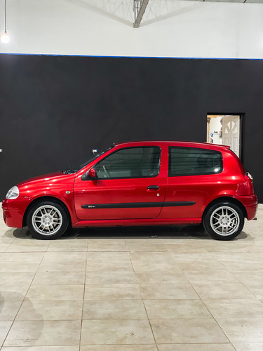 Renault Clio 2.0 Sport