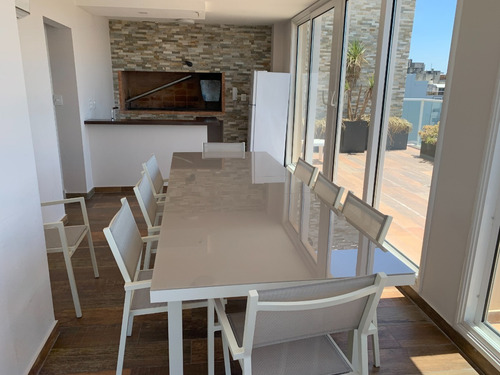 Imagen 20 de 21 de Venta Apartamento Sobre Rambla De Punta Carretas De 2 Dormitorios En Suite
