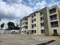Comprar Ml Descubre La Luz Natural Que Inunda Cada Rincón De Este Encantador Apartamento, Que Ofrece Una Vista Espectacular Que Te Dejará Sin Aliento. Con 3 Acogedoras Habitaciones Y 2 Baños