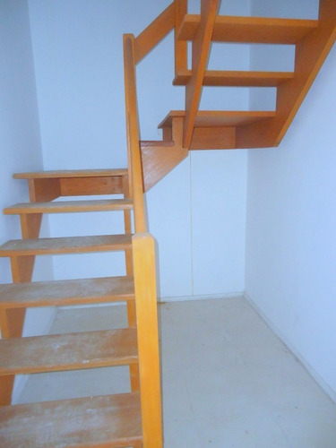 Casa Em Condomínio 3 Dormitórios - 4200