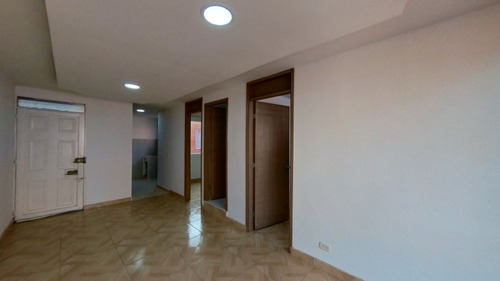 Apartamento En Venta En Las Flores-suba. Cod V1038781