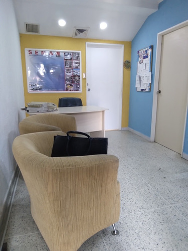 Imagen 4 de 4 de Se Alquila Consultorio Centro Médico Maturín