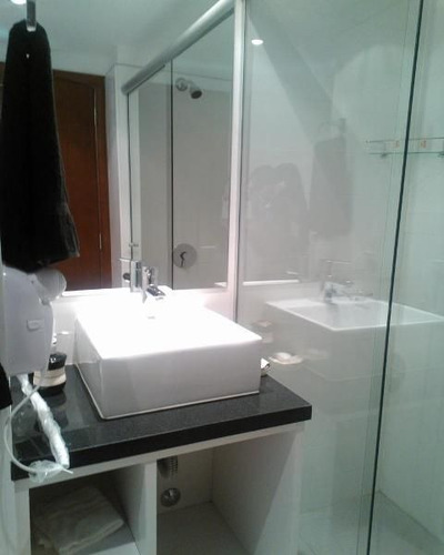 Apartamento En Venta De 2 Dormitorios En Peninsula