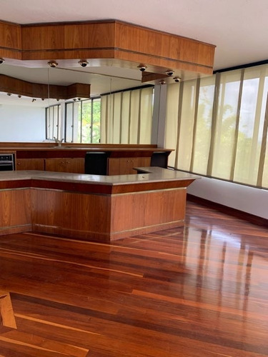 Imagen 4 de 16 de Vendo/alquilo Apto 300m2 4h+s/3b+s/4p Alto Hatillo 4615
