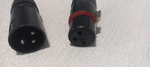 Microfono Audix Vocal, Cable 5 Mts, Adaptador Y Base. Negro (Usado)