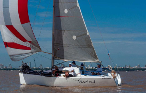 Velero Mitiaro 25.8