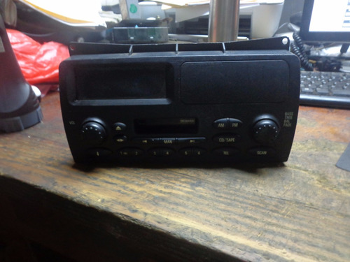Vendo Radio De Rover 75, Año 2000, # Xqd101042puy