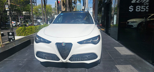 Alfa Romeo Stelvio 2.0L L4 Turbo Veloce Awd
