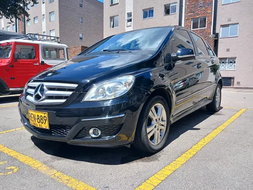 Mercedez B180