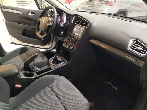 Imagen 8 de 15 de Citroen C4 Lounge S Edition Thp Mt
