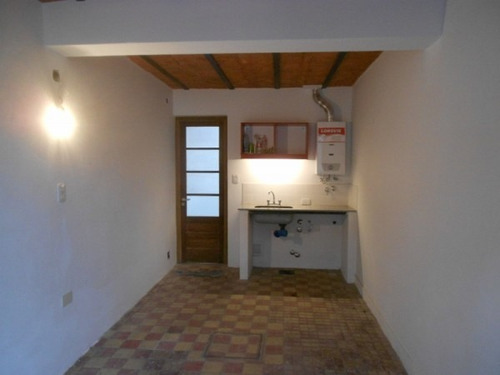 Imagen 6 de 7 de Casa Dos Dormitorios Con Cochera Refineria