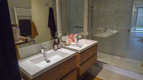 4d/4b/ 1e/ Townhouse / San Carlos / Venta Sin Comision