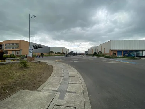 Bodega En Arriendo/venta En Zona Franca De Occidente. Cod V1004338