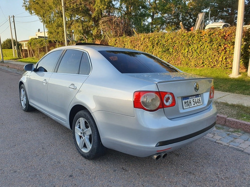 Volkswagen Vento 2008 2.5 Prestige Tiptronic
