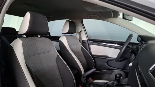Volkswagen Jetta 2.0 LIVE TIP.