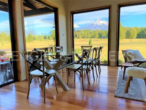Imagen 3 de 12 de Casa En Parcela Con Vista Al Volcán.