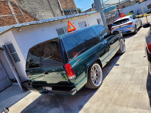Chevrolet Silverado Pickup 2500 Custom 4vel Aa Mt