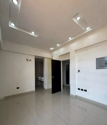Townhouse En Obra Blanca En Villa La Fontana Socc