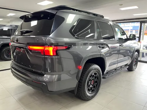 Toyota Sequoia 3.5 V6 Trd Pro