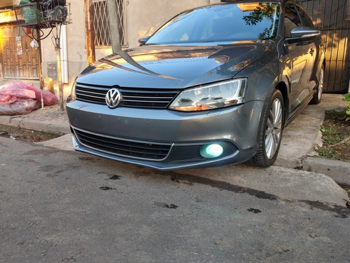 Volkswagen Vento 2.0 Sportline Tsi 200cv Dsg 2011